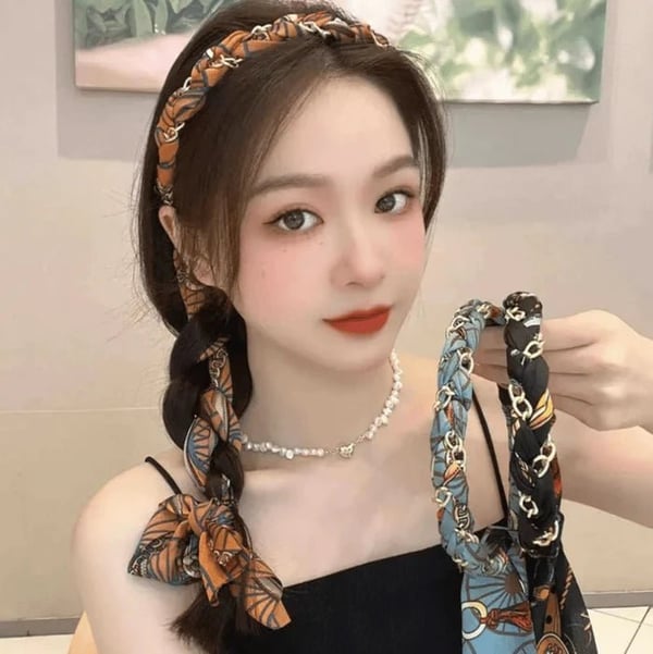 🔥Buy 1 Get 1 Free🔥 Magic Hair Clip